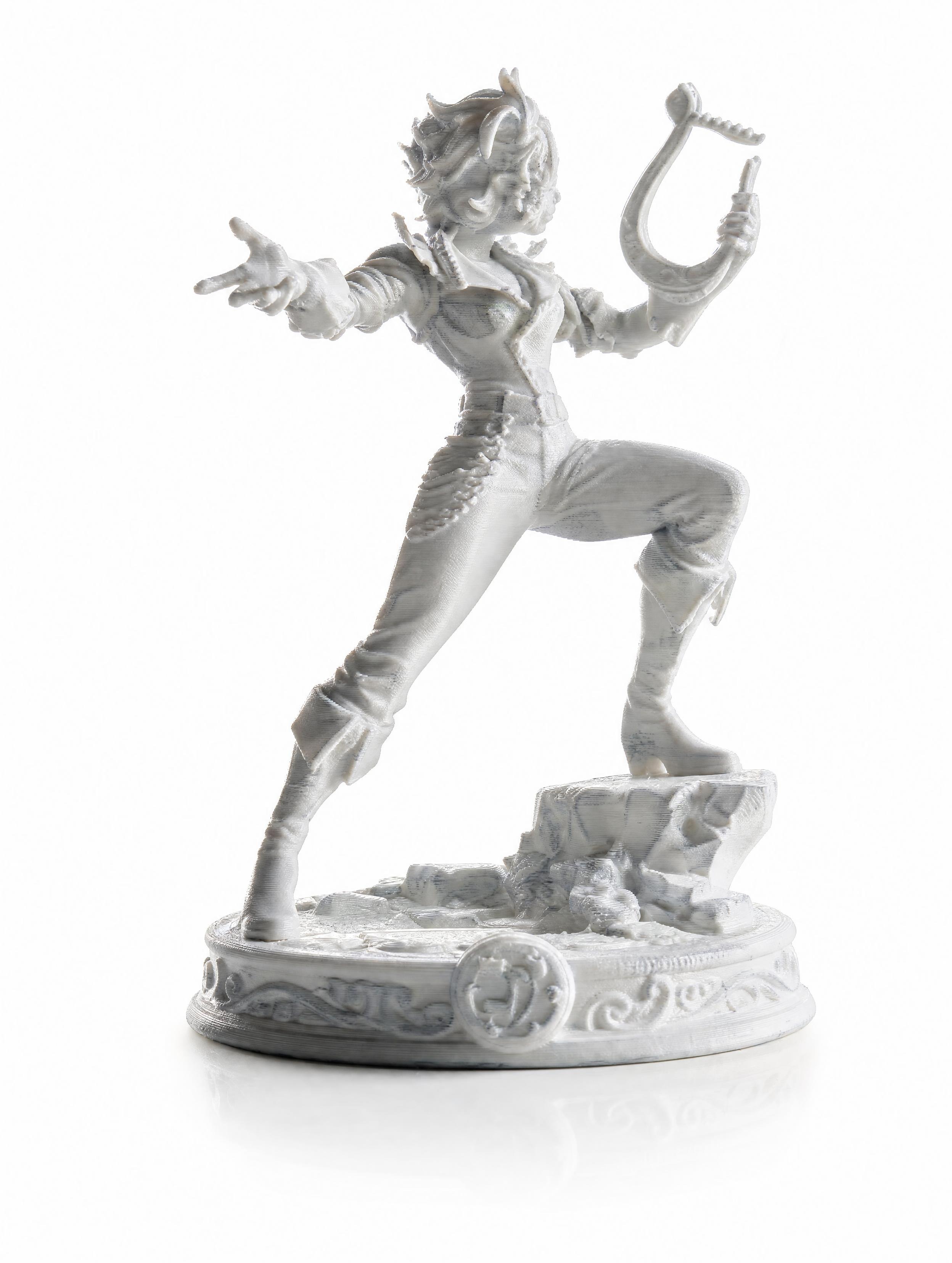 Figurine barde avec lyre